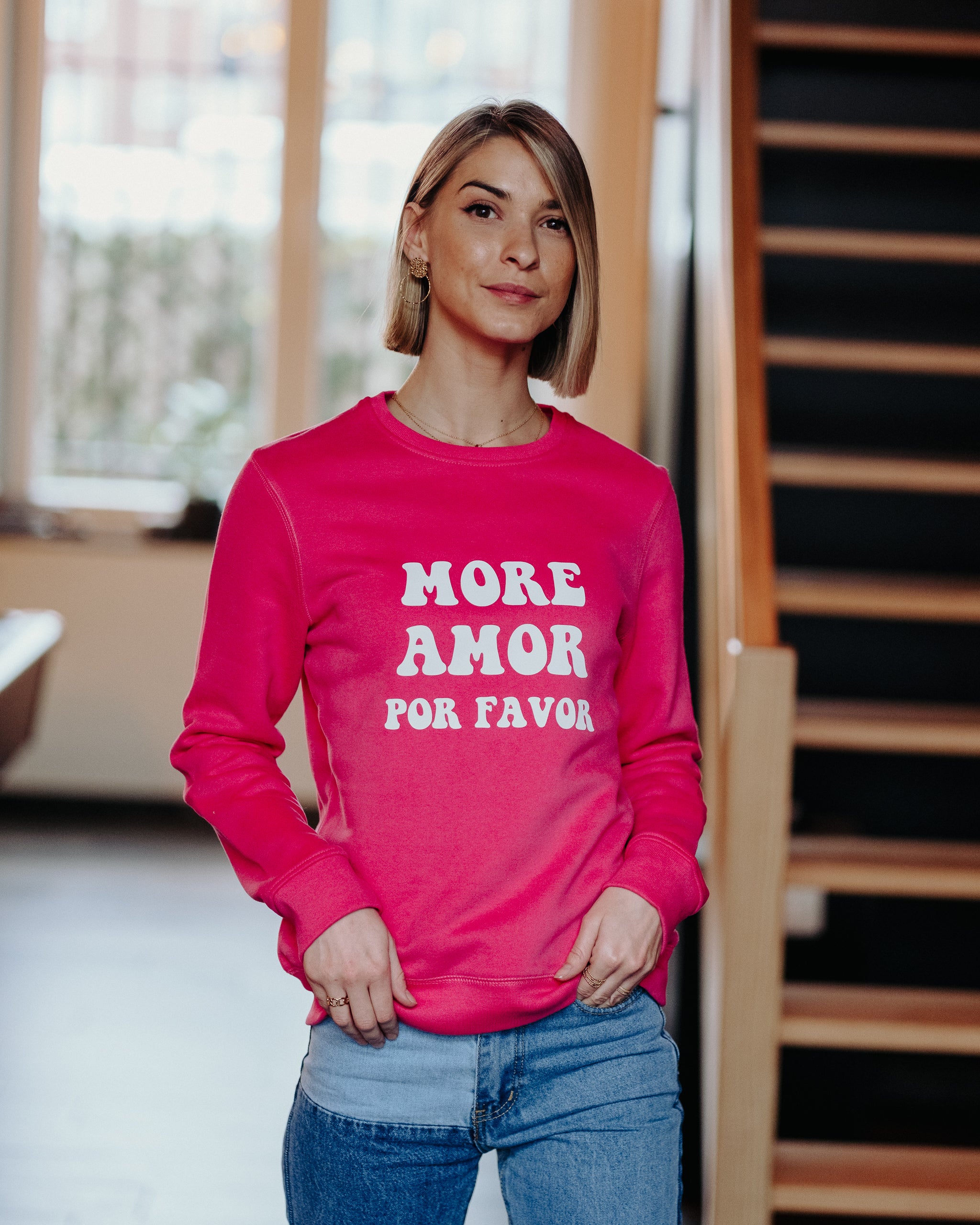 MORE AMOR POR FAVOR