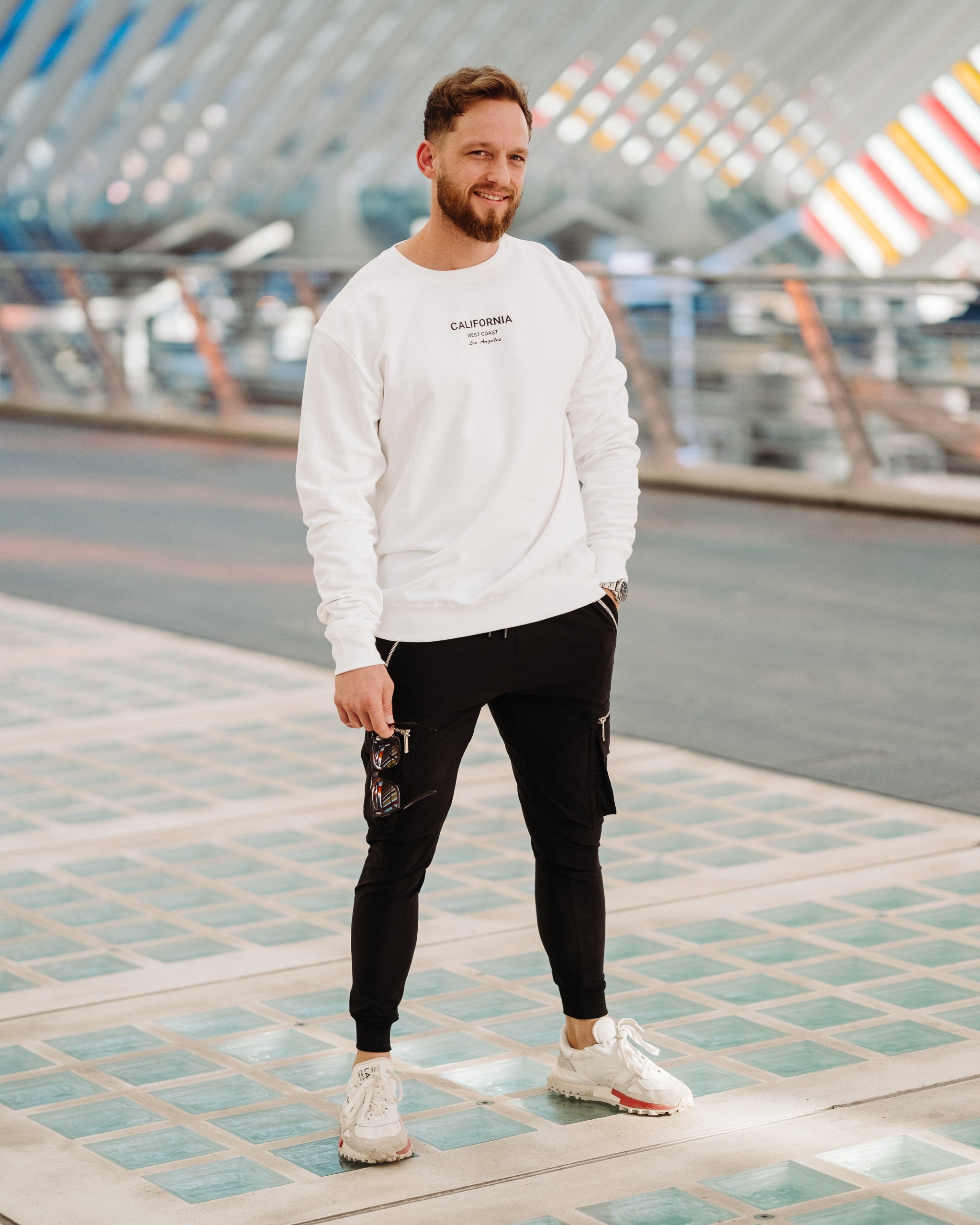 Weißes Sweatshirt der Westküste Kaliforniens