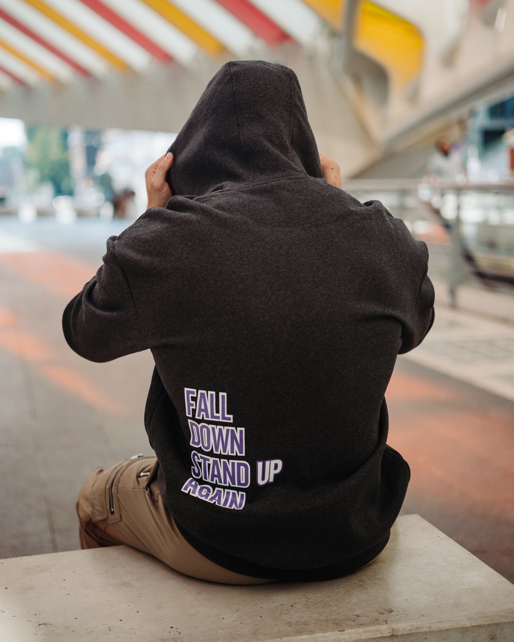 FALL DOWN STAND UP AGAIN Kapuzenpullover