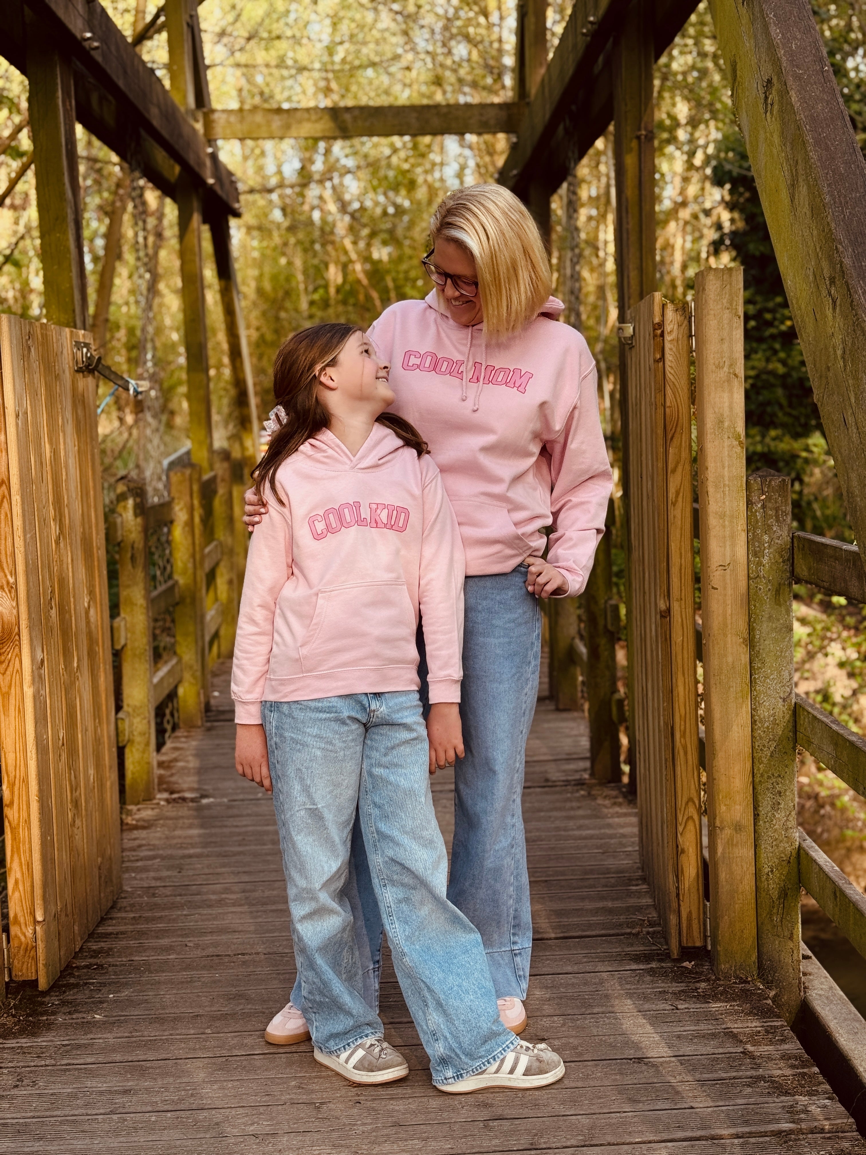 Sweat à capuche COOL MOM rose