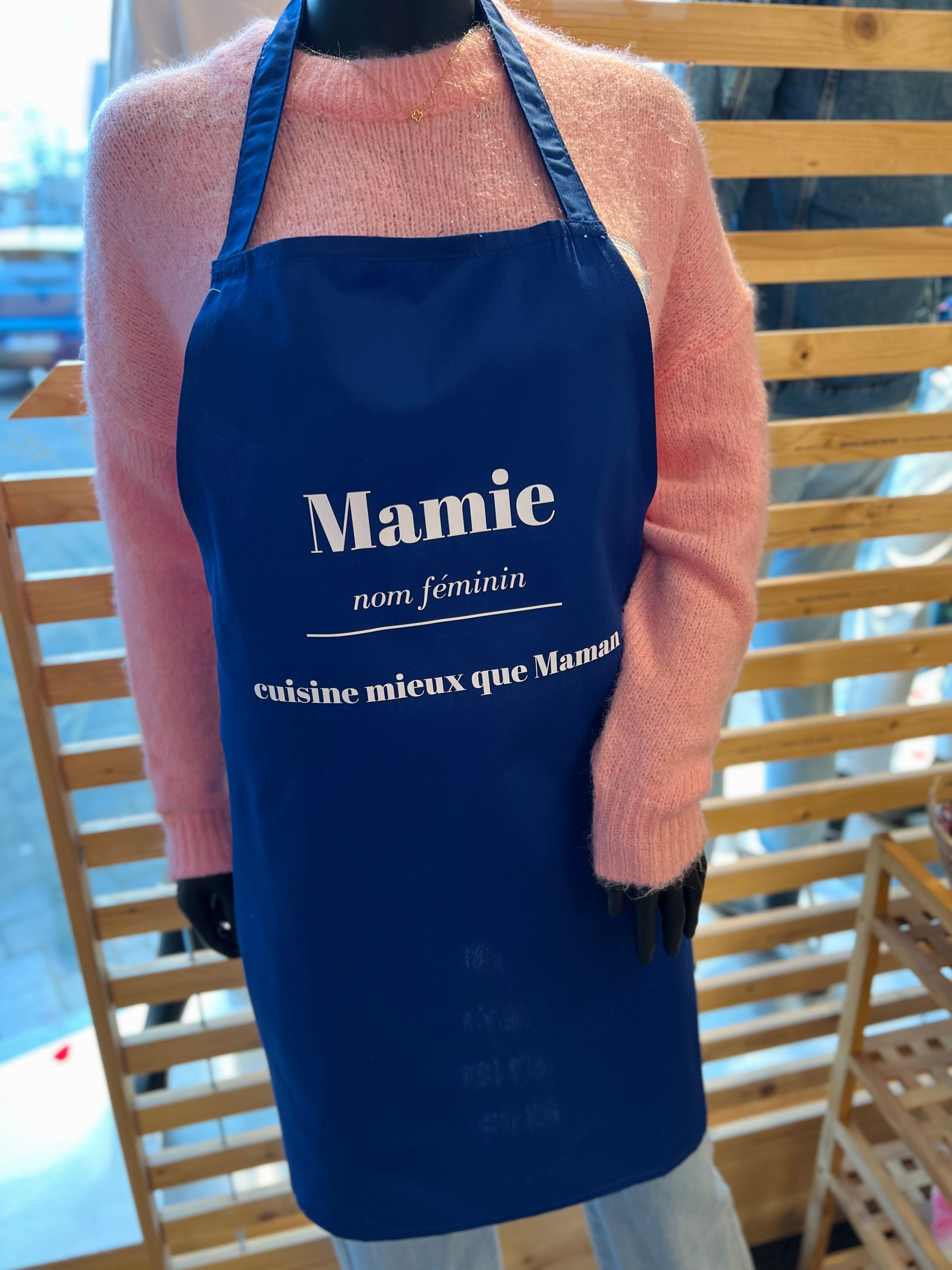 Schürze Oma, die besser kocht als Mama