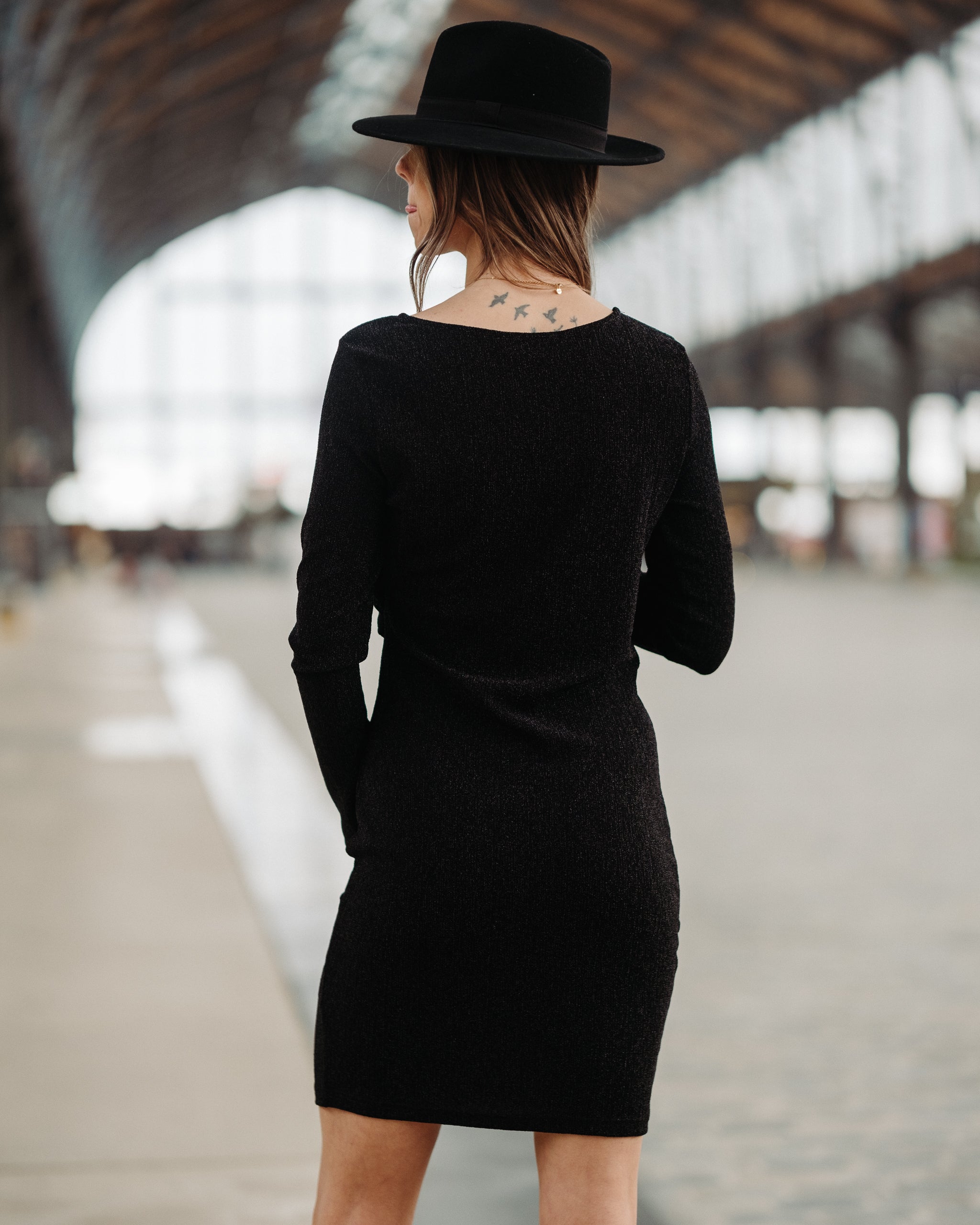 Schwarzes GLITZER-Kleid