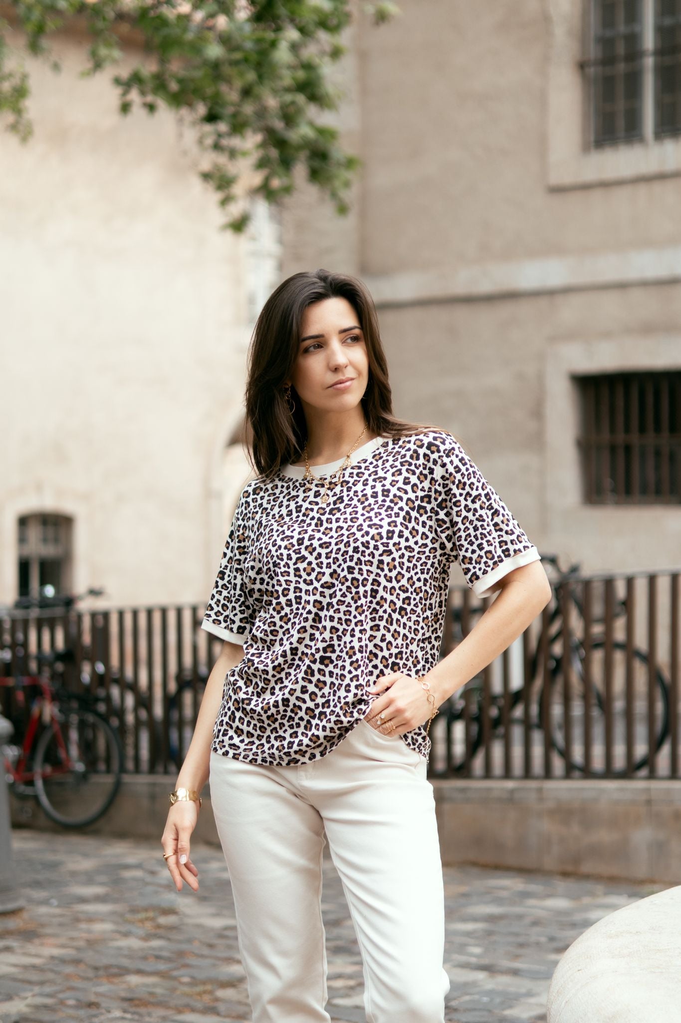 Tee-shirt imprimé léopard beige