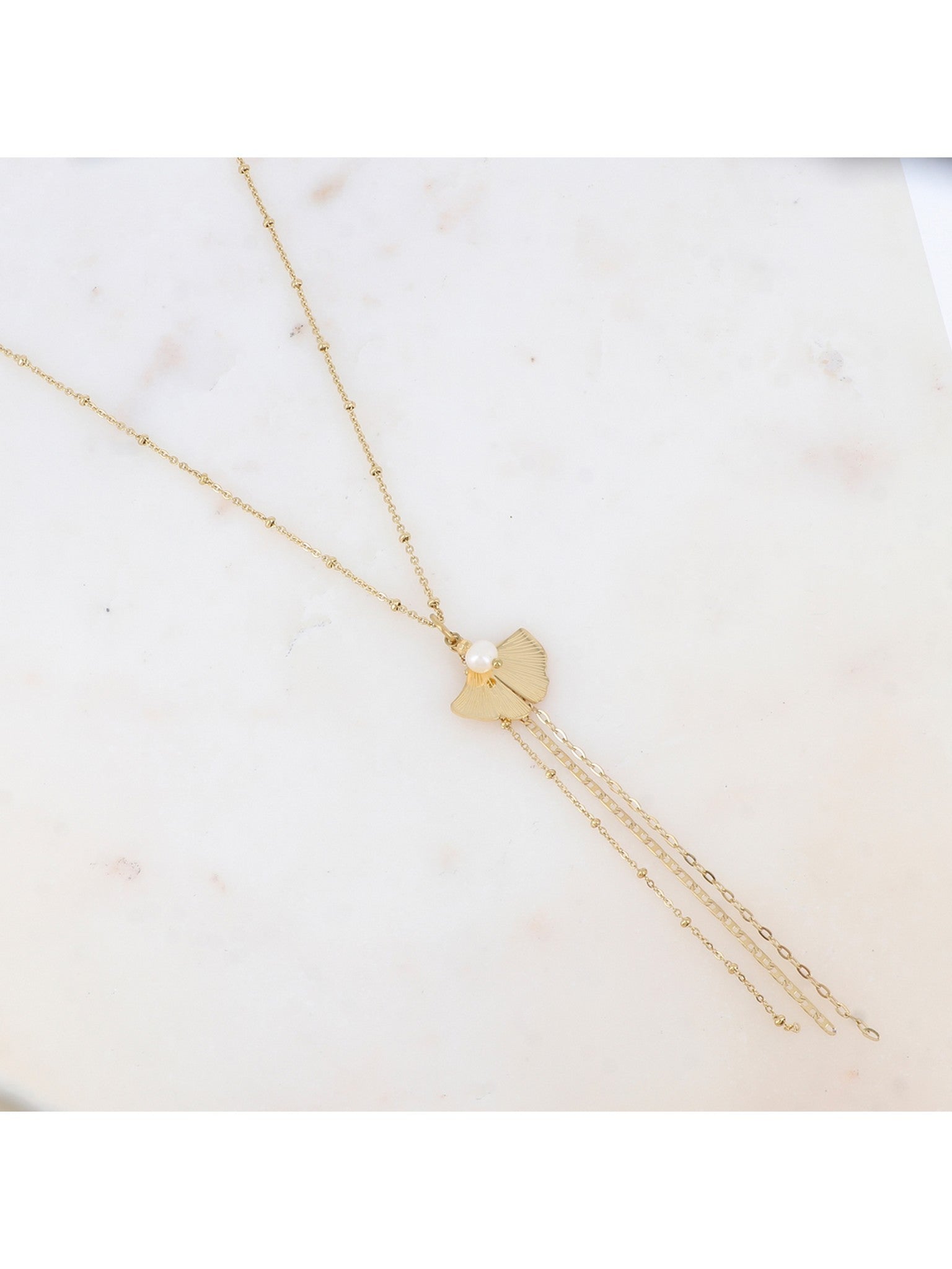 Collier sautoir KANELORA avec feuille de ginkgo