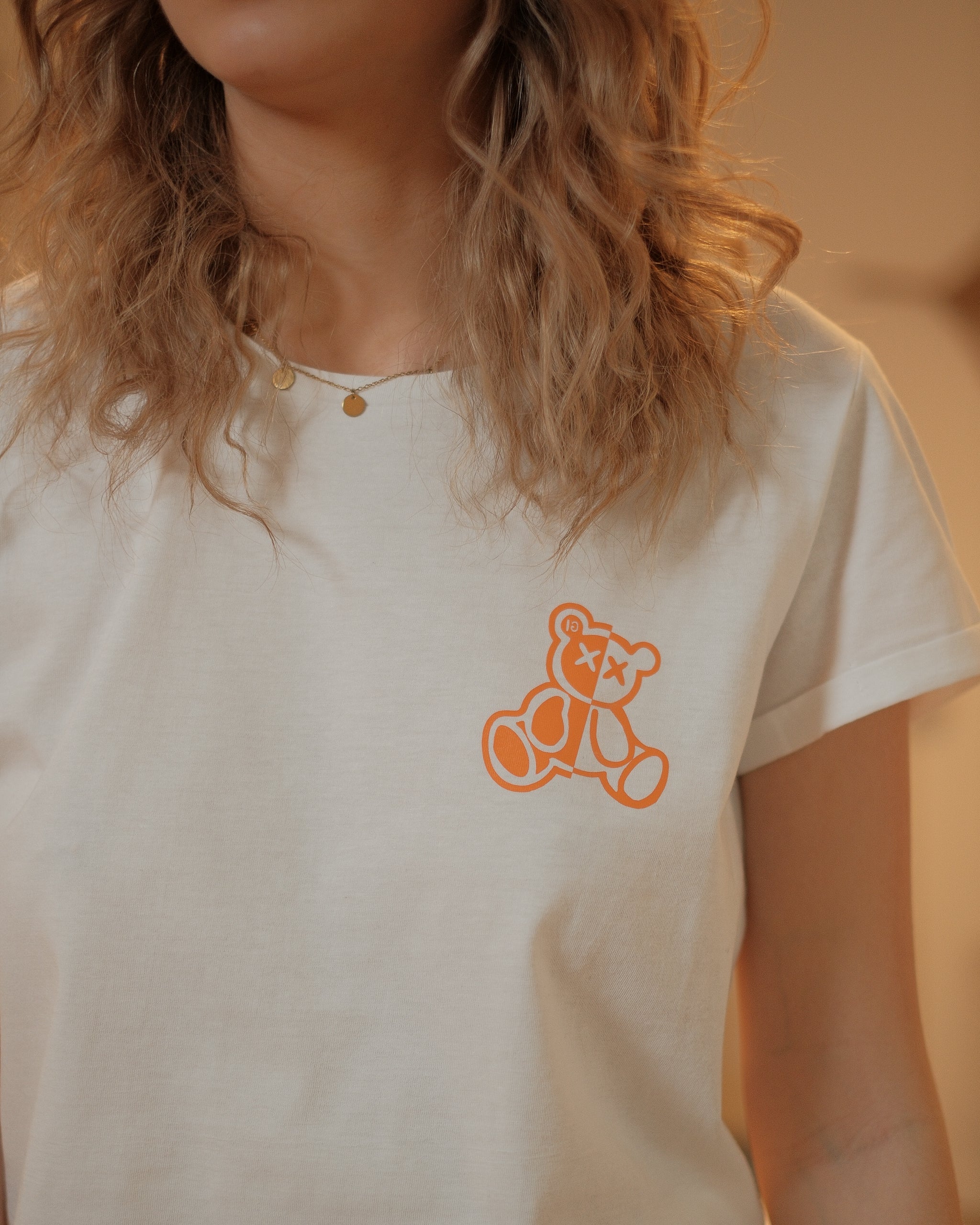 Orangefarbenes BÄR-T-Shirt