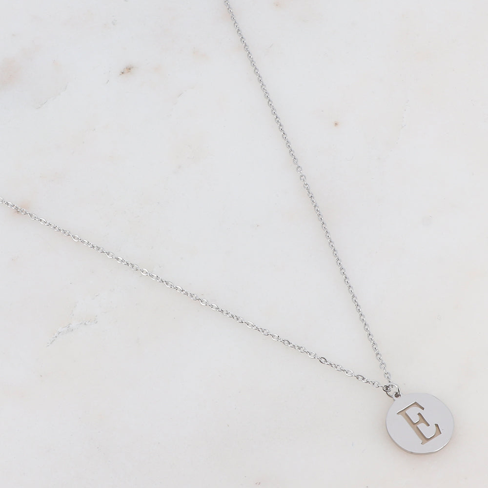 Collier INITIALE argenté