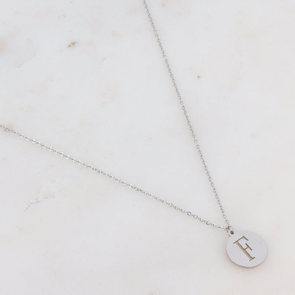 Collier INITIALE argenté