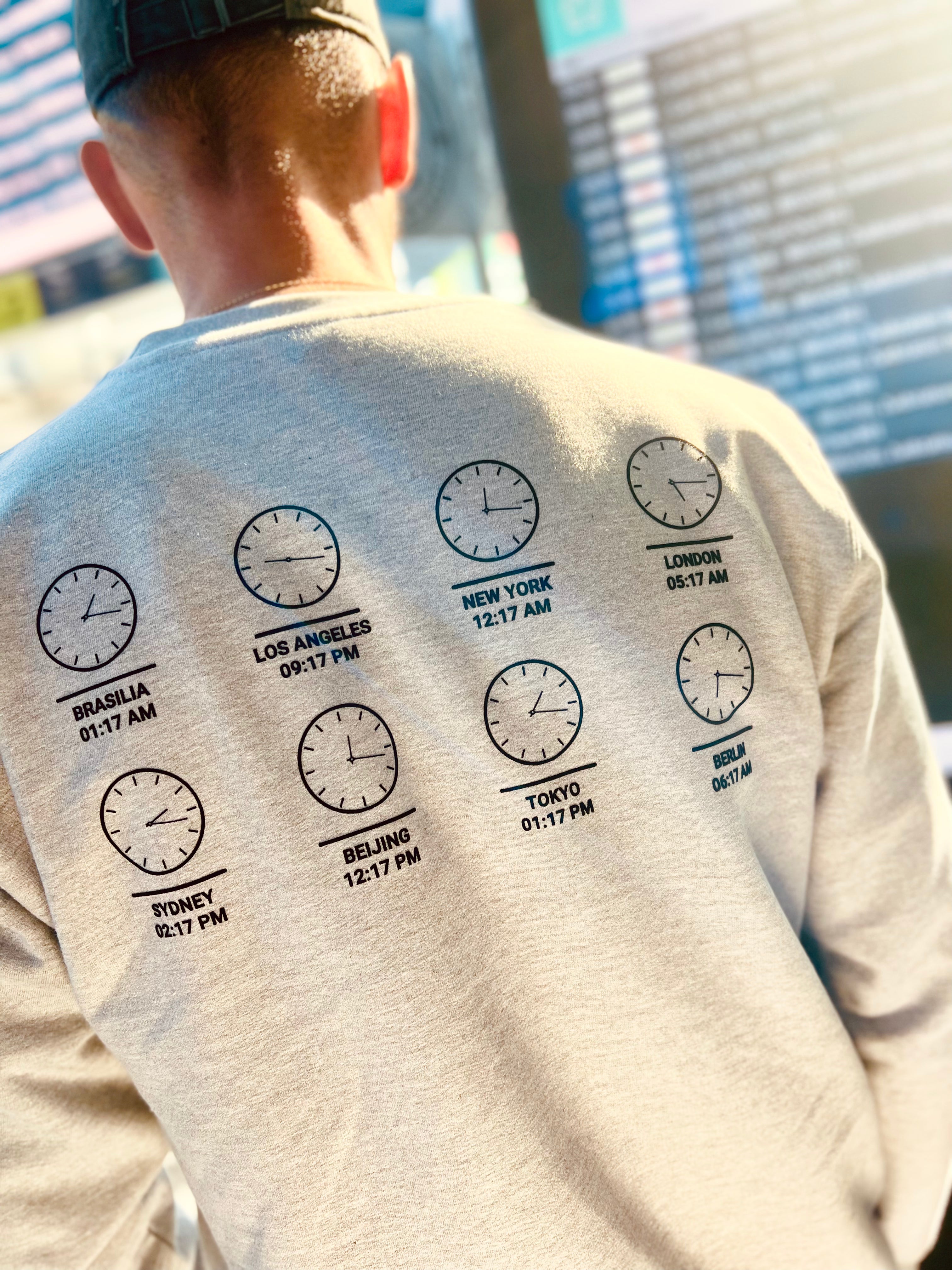 TIME ZONE graues Sweatshirt