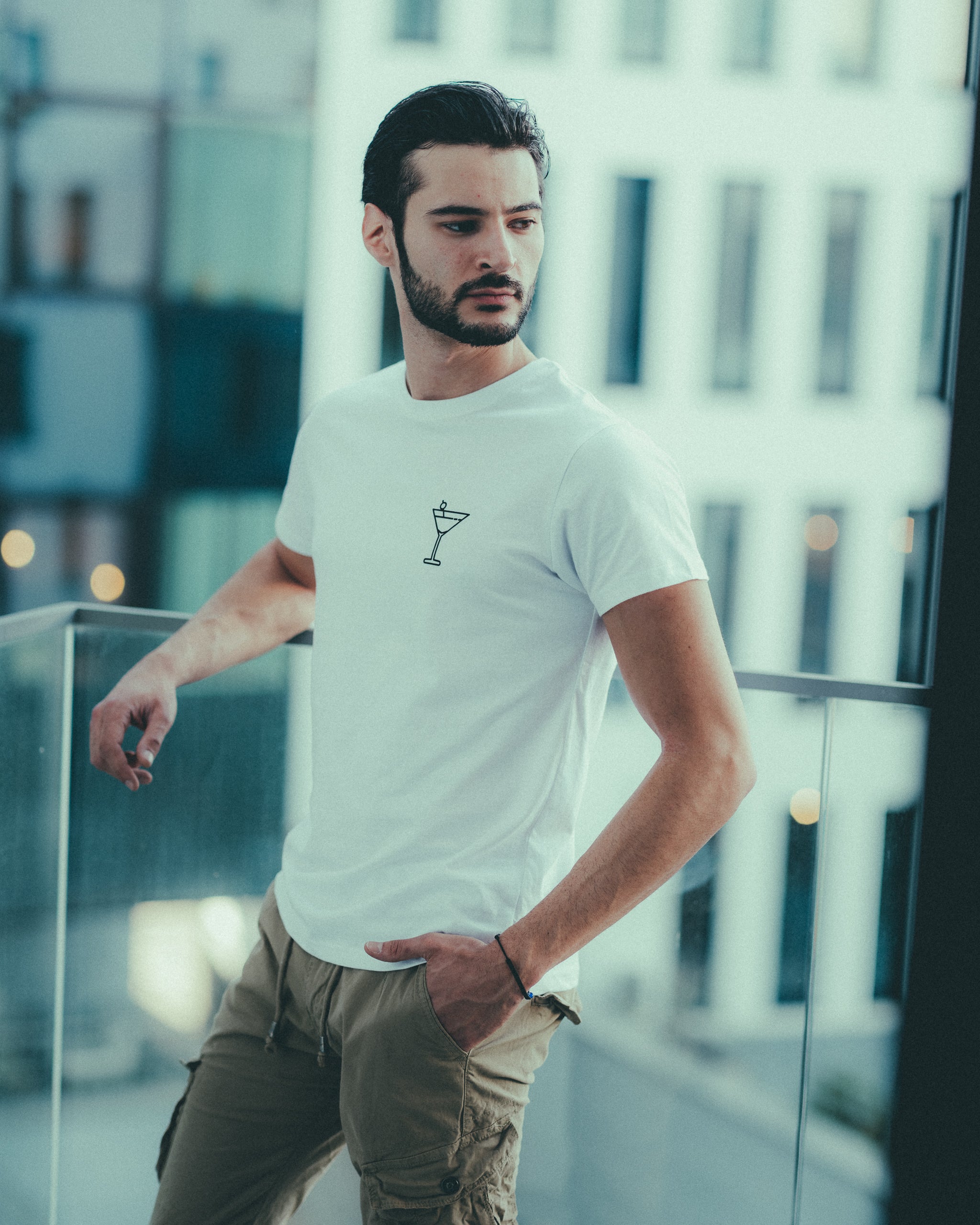 Weißes COCKTAIL-T-Shirt