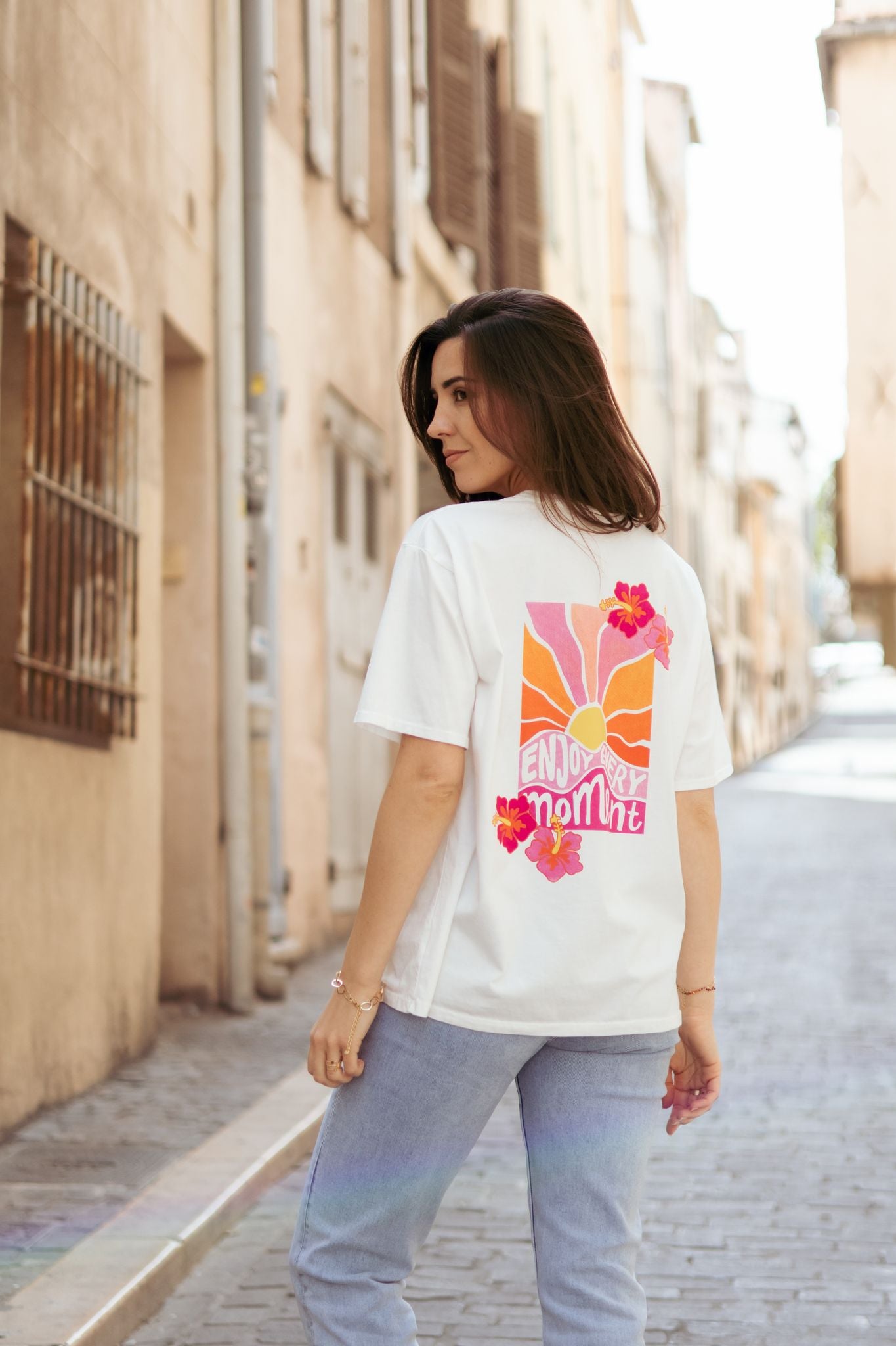 Tee-shirt ENJOY EVERY MOMENT blanc