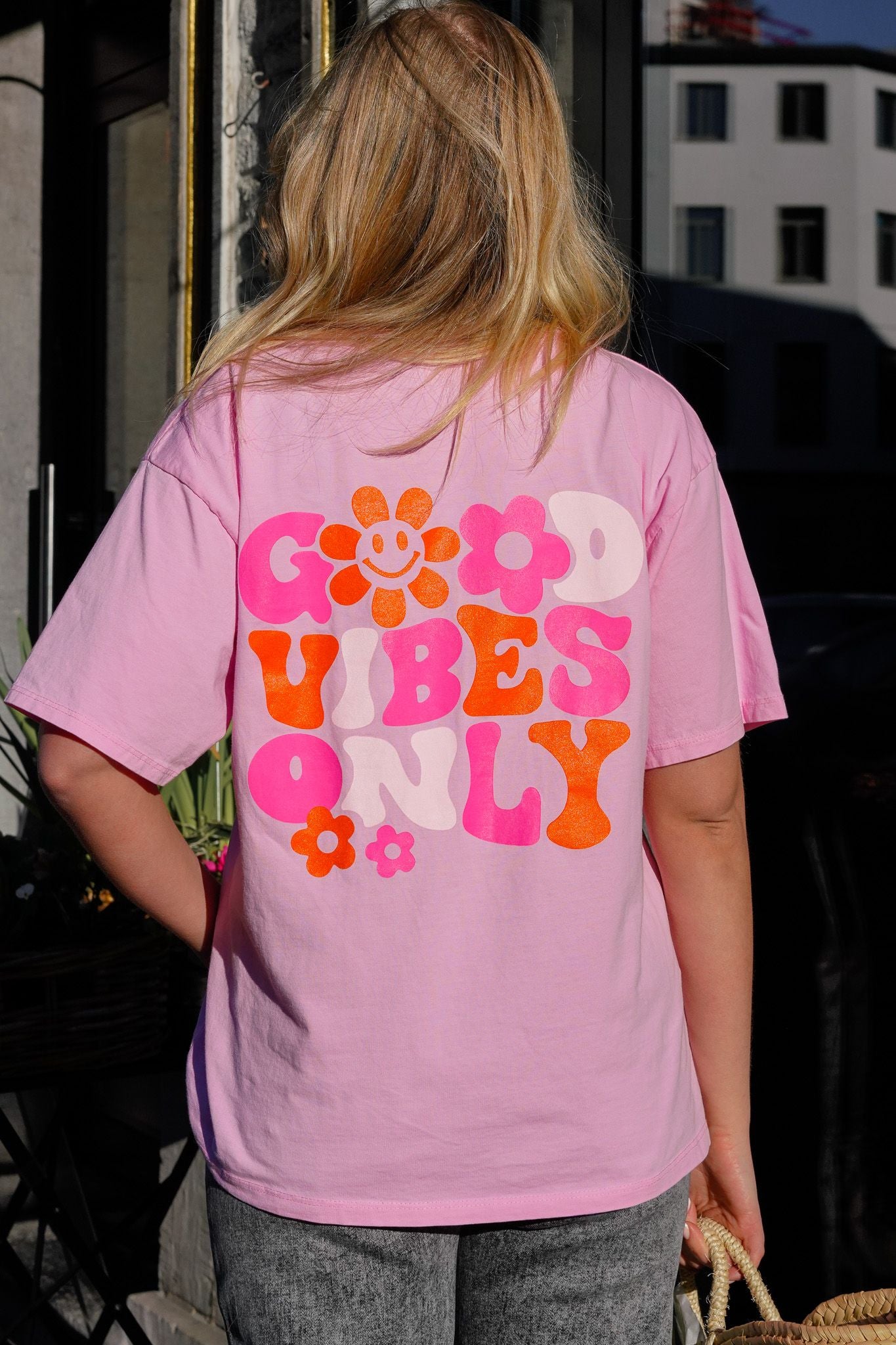 Tee-shirt GOOD VIBES ONLY rose