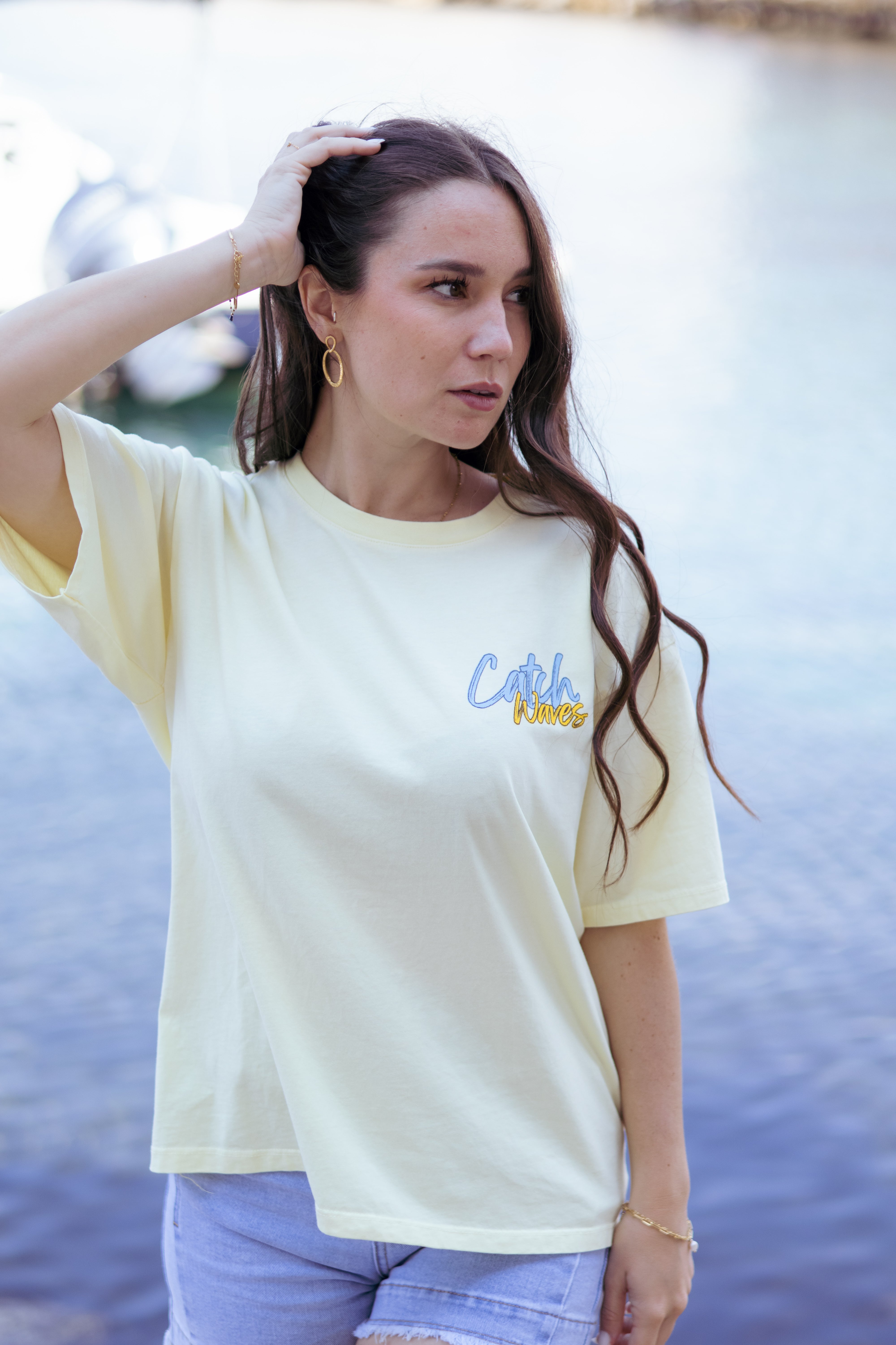 Tee-shirt CATCH WAVES NOT FEELINGS