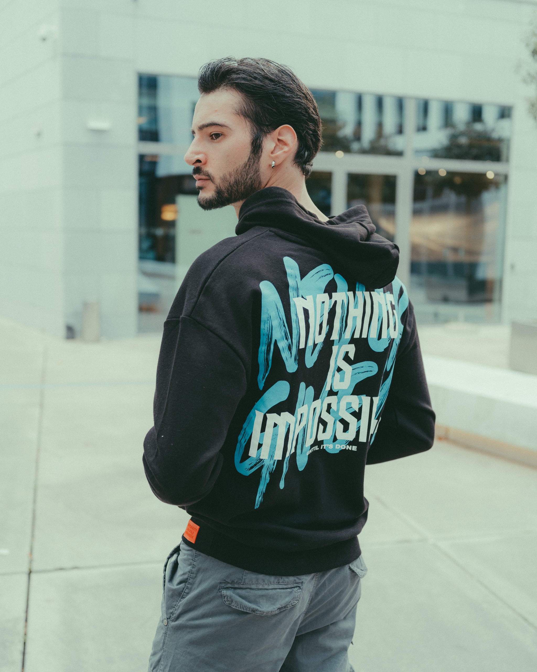 Sweat hoodie NEVER GIVE UP noir